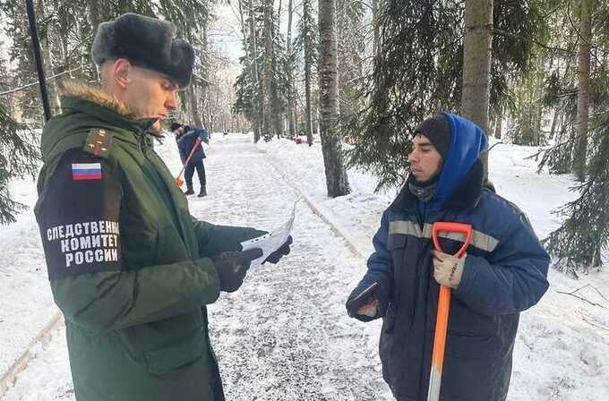 В Подмосковье военкомы раздавали повестки дворникам и строителям по доносам жителей